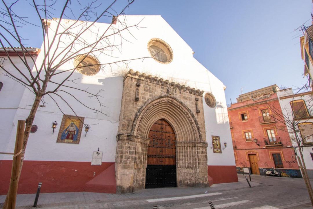 Minty - San Julian Terrace Seville
